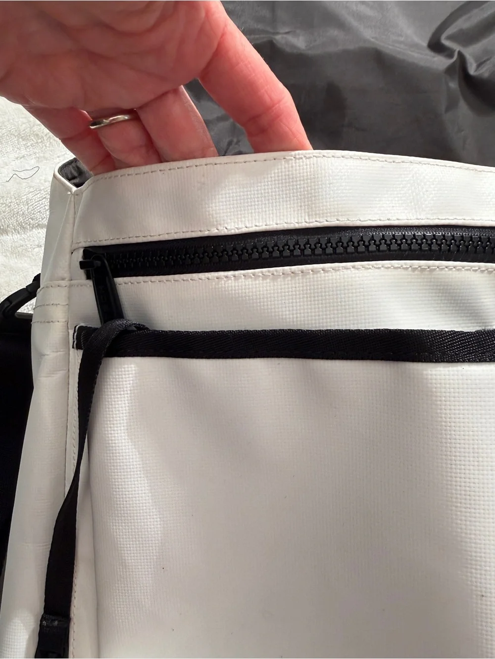 T-Tech by TUMI White Tactical Technical Messenger Bag Crossbody Techwear 59671WT